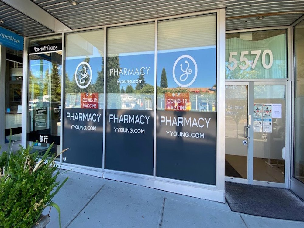 yYoung Pharmacy (Oakridge)